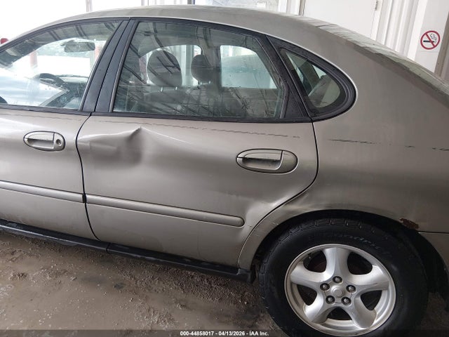 Продажа на аукционе авто 2002 Ford Taurus Se, vin: 1FAFP53U52G112925, номер лота: 44858017