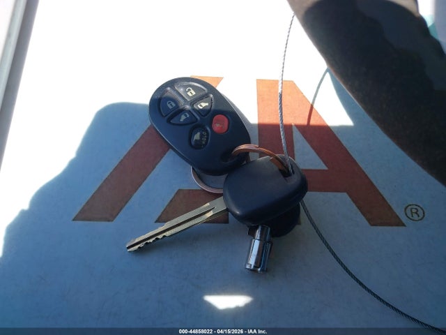 2009 TOYOTA SIENNA 5TDZK22C99S266602 Photo 10