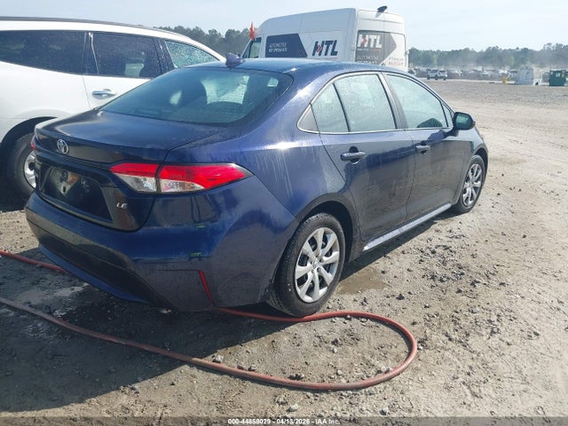 5YFEPMAE5NP288100 Toyota COROLLA LE