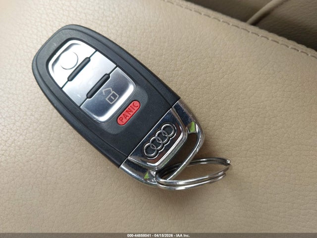 Продажа на аукционе авто 2016 Audi A4 2.0t Premium, vin: WAUFFAFLXGN010108, номер лота: 44858041
