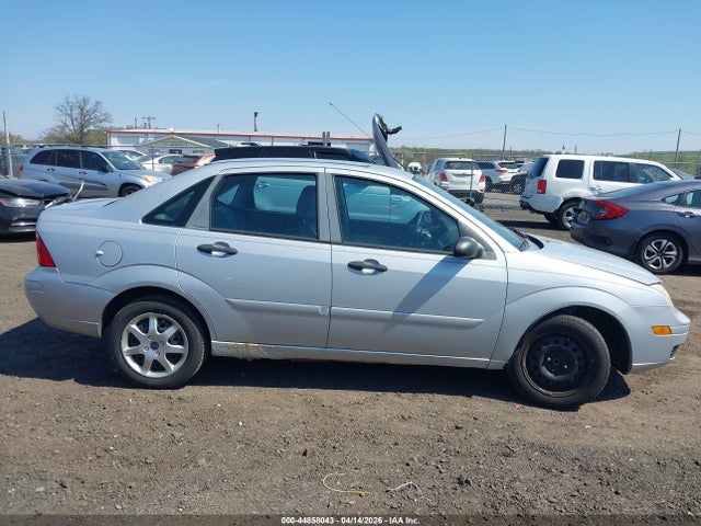 2007 FORD FOCUS 1FAHP34N47W244303 Photo 5