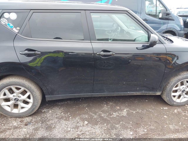 44858047 :رقم المزاد ، KNDJ23AU0L7064942 vin ، 2020 Kia Soul S مزاد بيع
