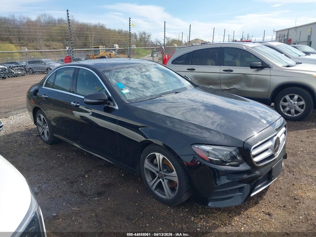 2019 MERCEDES-BENZ E 300 WDDZF4JB5KA512241
