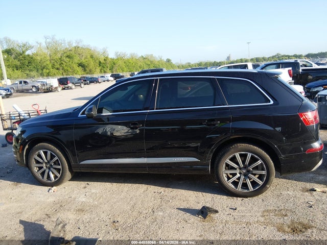 Продажа на аукционе авто 2017 Audi Q7 3.0t Premium, vin: WA1AAAF75HD017290, номер лота: 44858068