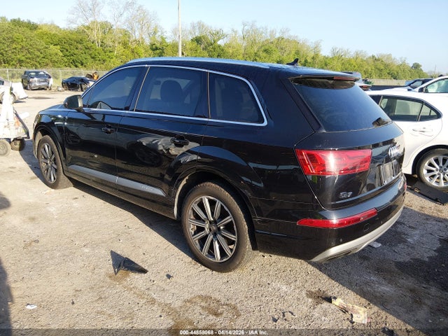 2017 AUDI Q7 WA1AAAF75HD017290 Photo 2