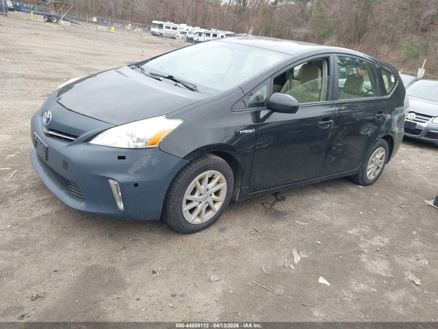 2014 TOYOTA PRIUS V JTDZN3EU9E3327203 Photo 1