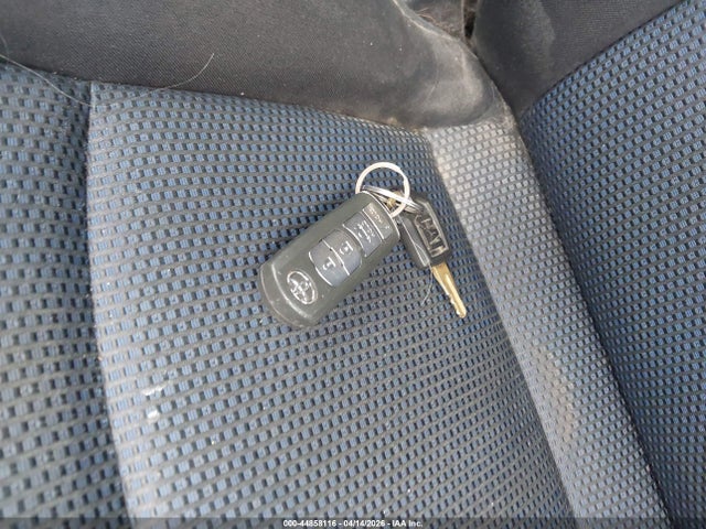 3MYDLBYV2HY157293 Toyota YARIS IA