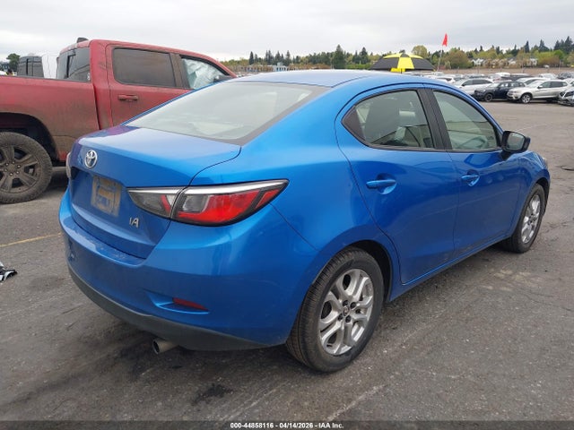 3MYDLBYV2HY157293 Toyota YARIS IA