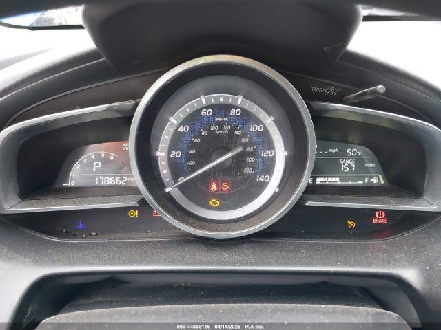 3MYDLBYV2HY157293 Toyota YARIS IA