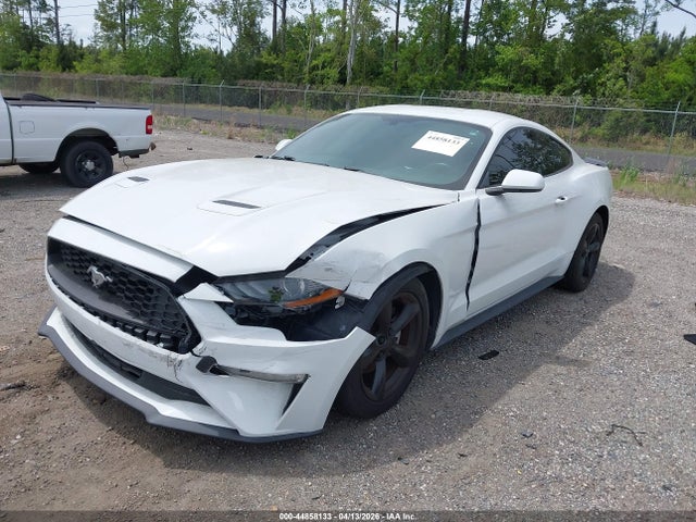 2018 FORD MUSTANG 1FA6P8TH5J5116813 Photo 1