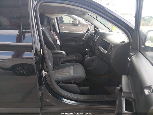 2014 Jeep Compass Sport მანქანა იყიდება აუქციონზე, vin: 1C4NJCBA1ED718893, აუქციონის ნომერი: 44858149
