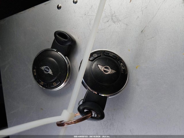 2012 MINI COOPER WMWSU3C55CT259332 Photo 10