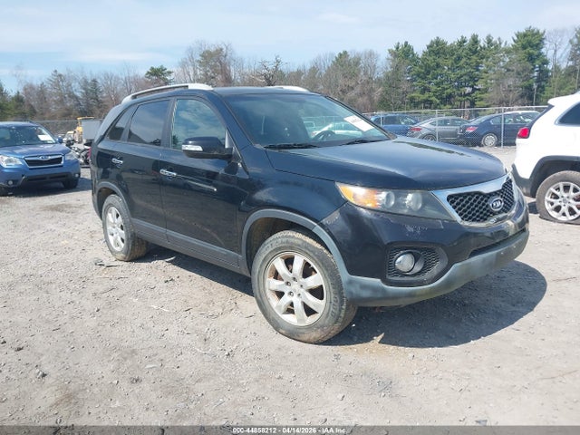 2011 KIA SORENTO 5XYKT4A11BG081036