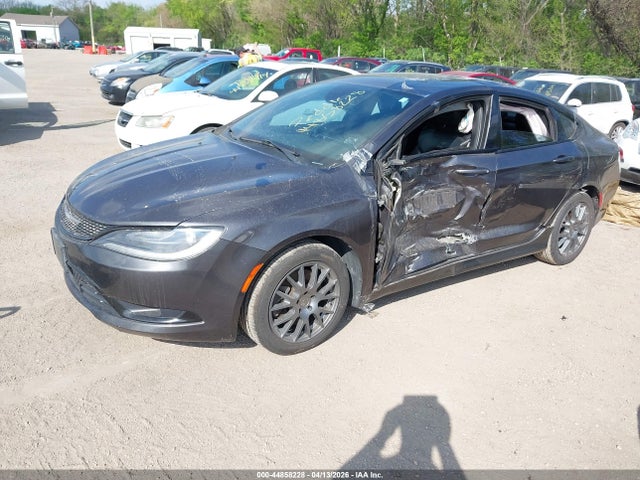 44858228 :رقم المزاد ، 1C3CCCBB7FN614547 vin ، 2015 Chrysler 200 S مزاد بيع