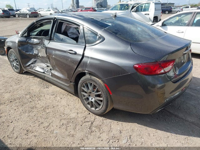44858228 :رقم المزاد ، 1C3CCCBB7FN614547 vin ، 2015 Chrysler 200 S مزاد بيع