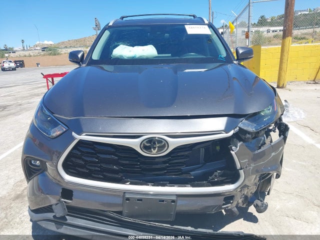 Toyota Highlander Xle 2023 5TDKDRAH8PS005248 Image 12