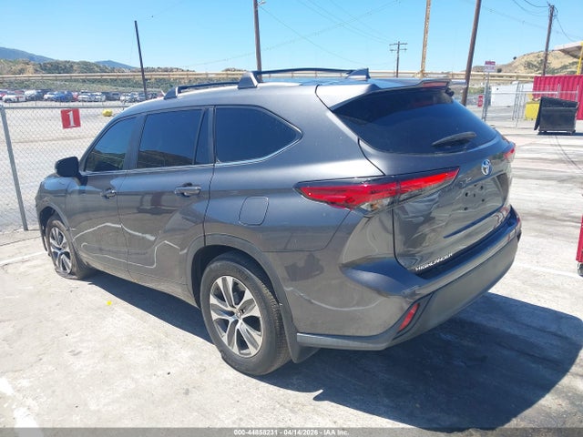 Toyota Highlander Xle 2023 5TDKDRAH8PS005248 Image 3
