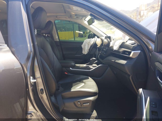 Toyota Highlander Xle 2023 5TDKDRAH8PS005248 Image 5