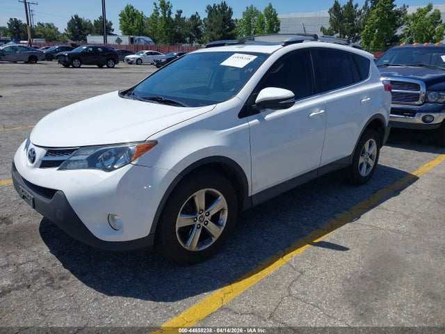 2T3WFREV6FW225867 Toyota Rav4 Xle