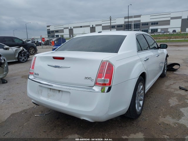 44858240 :رقم المزاد ، 2C3CA6CT8BH580751 vin ، 2011 Chrysler 300c مزاد بيع