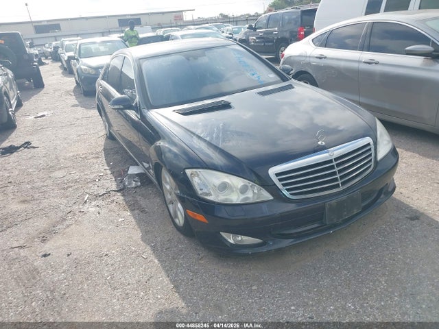 2008 MERCEDES-BENZ S 550 WDDNG86X18A237984