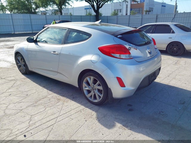 2016 HYUNDAI VELOSTER KMHTC6AD0GU265394 Photo 2