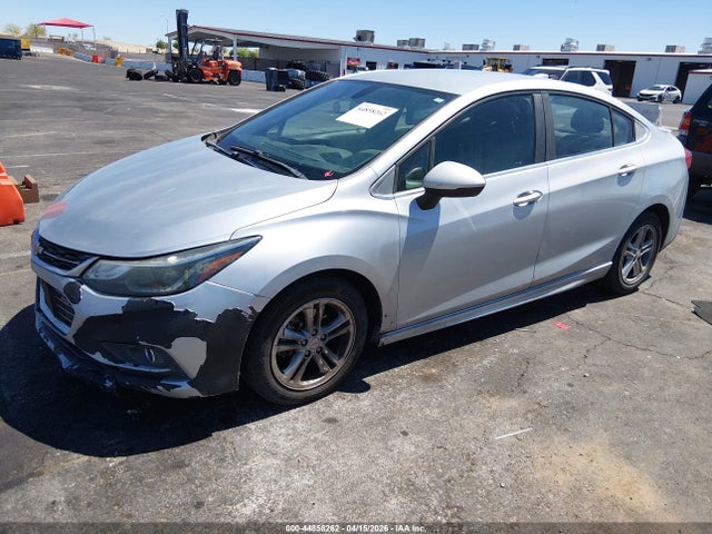 Chevrolet Cruze Lt Auto 2017 1G1BE5SM3H7263344 Image 2