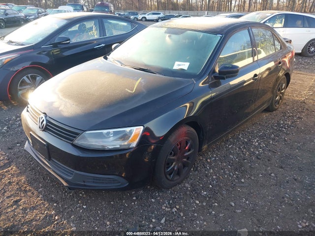 2014 Volkswagen Jetta 2.0l S მანქანა იყიდება აუქციონზე, vin: 3VW2K7AJ7EM398814, აუქციონის ნომერი: 44858323