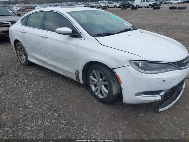 44858338 :رقم المزاد ، 1C3CCCAB6FN641823 vin ، 2015 Chrysler 200 Limited مزاد بيع