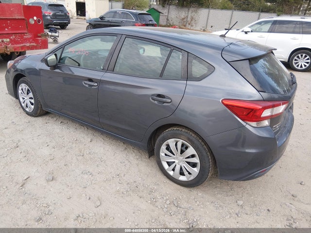 2018 SUBARU IMPREZA 4S3GTAA68J1733892 Photo 2