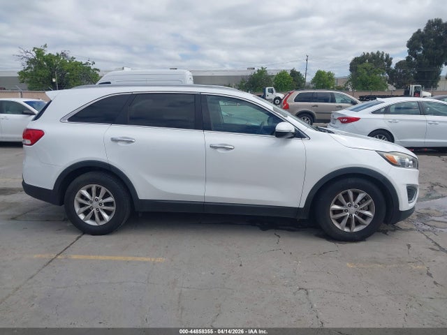 5XYPGDA51GG173994 KIA Sorento 3.3l Lx