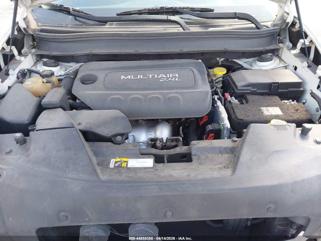 1C4PJLAB5FW566979 Jeep Cherokee Sport