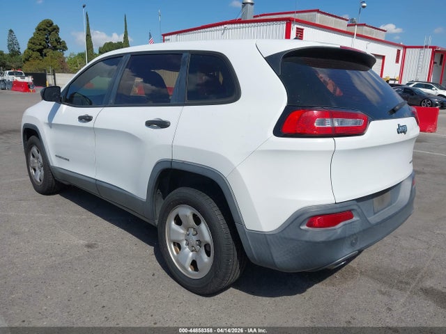 1C4PJLAB5FW566979 Jeep Cherokee Sport