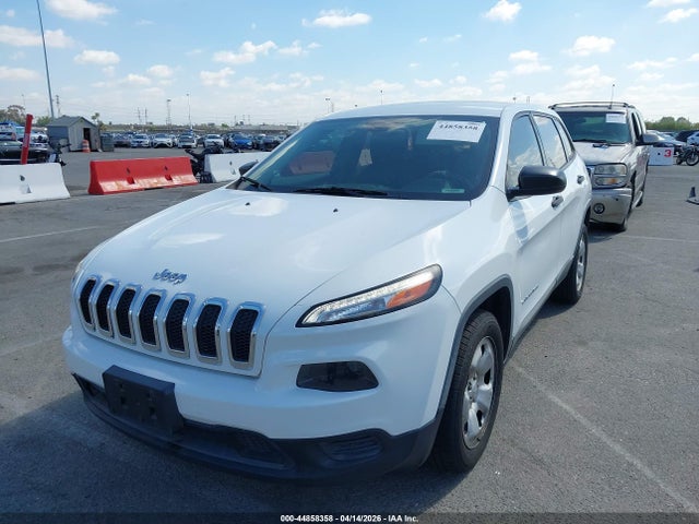 1C4PJLAB5FW566979 Jeep Cherokee Sport