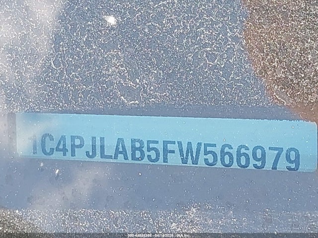 1C4PJLAB5FW566979 Jeep Cherokee Sport