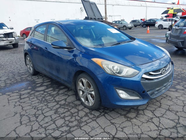 KMHD35LH1EU215986 Hyundai ELANTRA GT