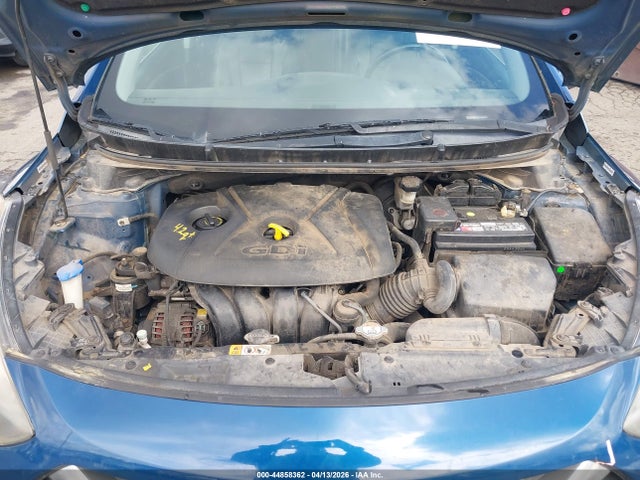 KMHD35LH1EU215986 Hyundai ELANTRA GT