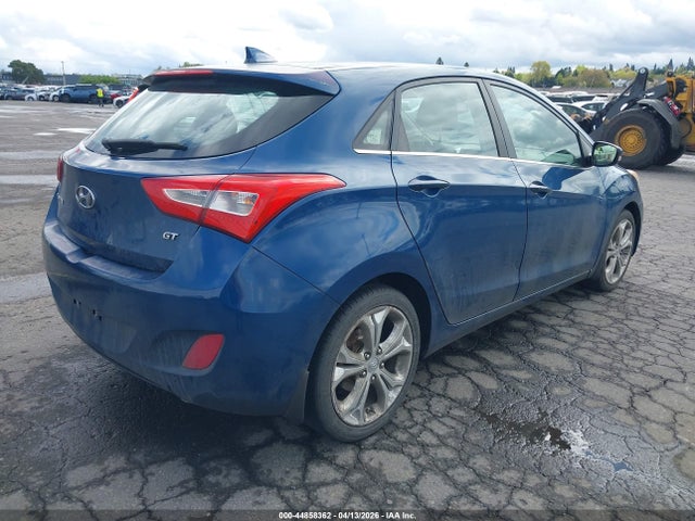 KMHD35LH1EU215986 Hyundai ELANTRA GT