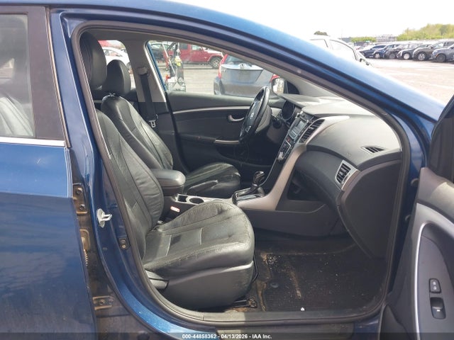 KMHD35LH1EU215986 Hyundai ELANTRA GT