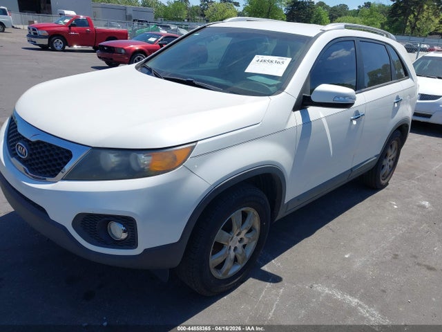 2011 KIA SORENTO 5XYKT4A14BG013412 Photo 1