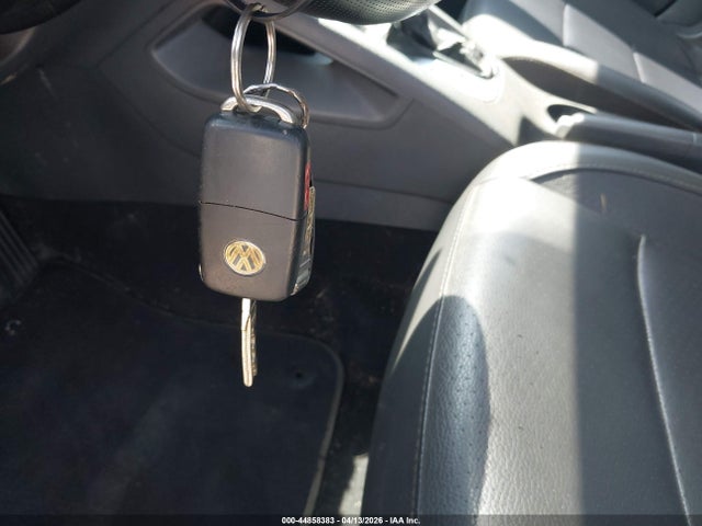 Продажа на аукционе авто 2009 Volkswagen Jetta 2.5l Se, vin: 3VWTM71K89M252533, номер лота: 44858383