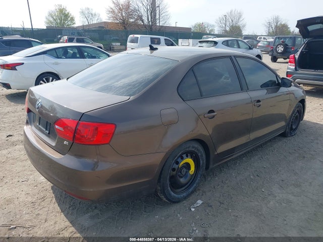 44858387 :رقم المزاد ، 3VWD07AJXEM232284 vin ، 2014 Volkswagen Jetta 1.8t Se مزاد بيع