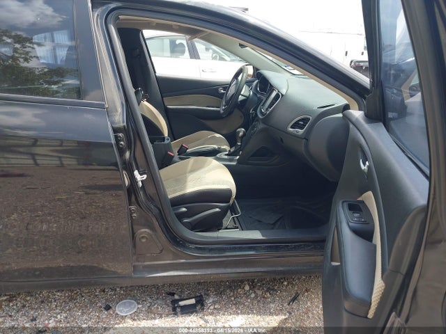 2014 Dodge Dart Sxt მანქანა იყიდება აუქციონზე, vin: 1C3CDFBB4ED700367, აუქციონის ნომერი: 44858393