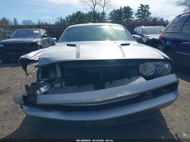 44858438 :رقم المزاد ، 2C3CDYBTXEH261862 vin ، 2014 Dodge Challenger R/t مزاد بيع