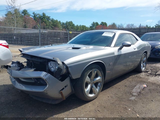 44858438 :رقم المزاد ، 2C3CDYBTXEH261862 vin ، 2014 Dodge Challenger R/t مزاد بيع