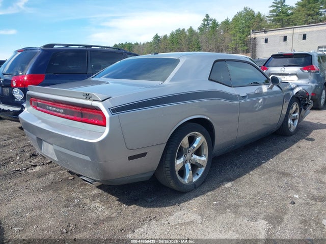 44858438 :رقم المزاد ، 2C3CDYBTXEH261862 vin ، 2014 Dodge Challenger R/t مزاد بيع