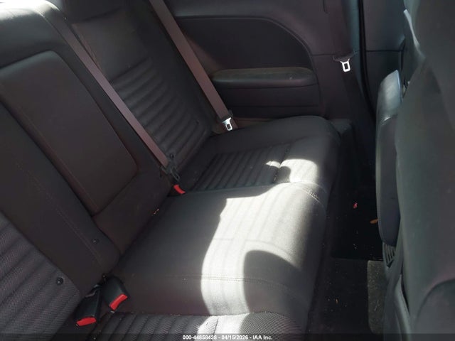 44858438 :رقم المزاد ، 2C3CDYBTXEH261862 vin ، 2014 Dodge Challenger R/t مزاد بيع