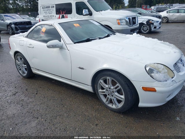 Aukcja sprzedaży 2004 Mercedes-benz Slk 320, vin: WDBKK65F74F311204, numer aukcji: 44858445