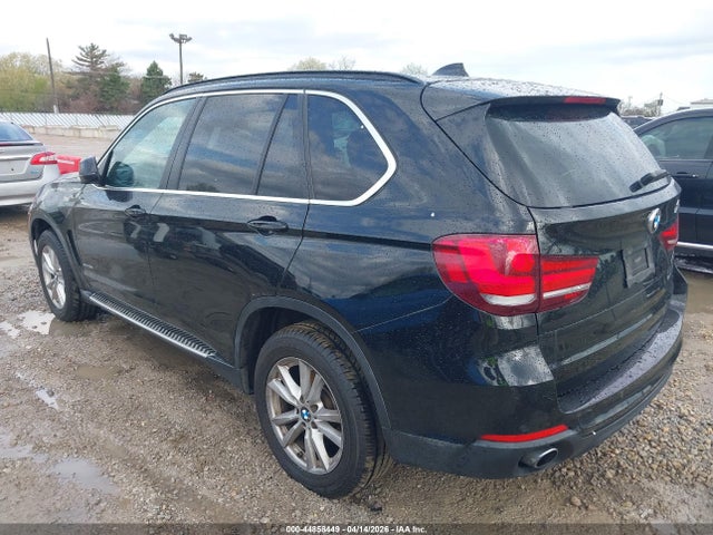 2015 BMW X5 5UXKR2C54F0H38170 Photo 2