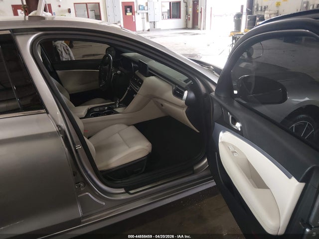 Genesis G70 2.5t Awd 2024 KMTG34SC6RU143370 Image 5